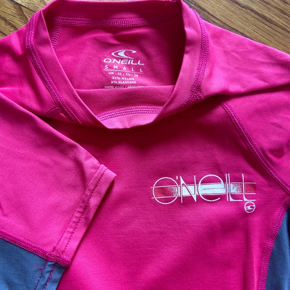 O’Neill Rash Guard - Picture 5 of 9